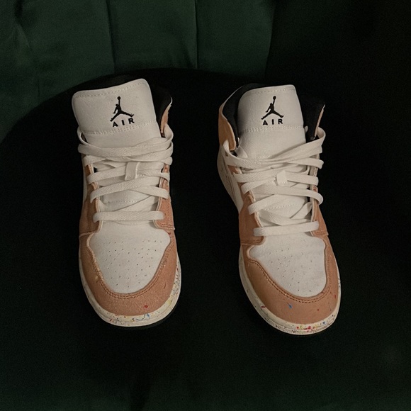 Jordan - Picture 4 of 5